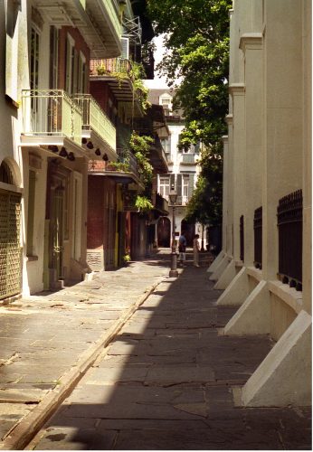 A Pirates Alley Morning<br>signed and numbered, limited edition, <br>11"x14" - $110.00, 16"x20" - $165.00, S/H $18.00